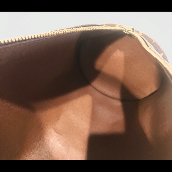 Authentic Louis Vuitton Papillon #6.7a - Picture 9 of 15